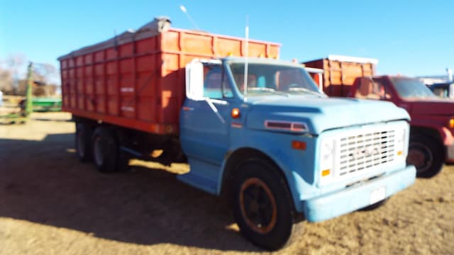 Image of GMC 6500 equipment image 1