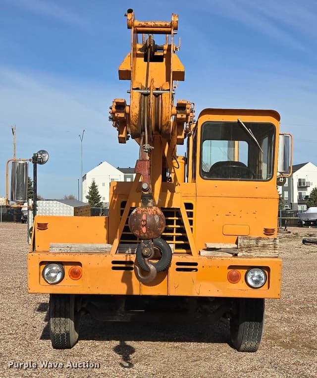 Image of Grove TMS100 equipment image 1