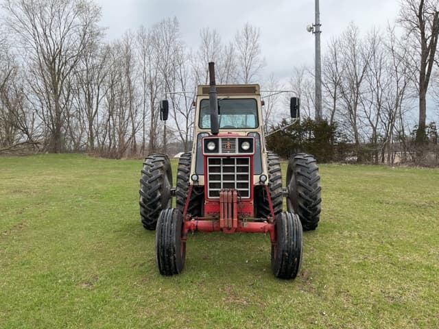 Image of International Harvester 1466 equipment image 1