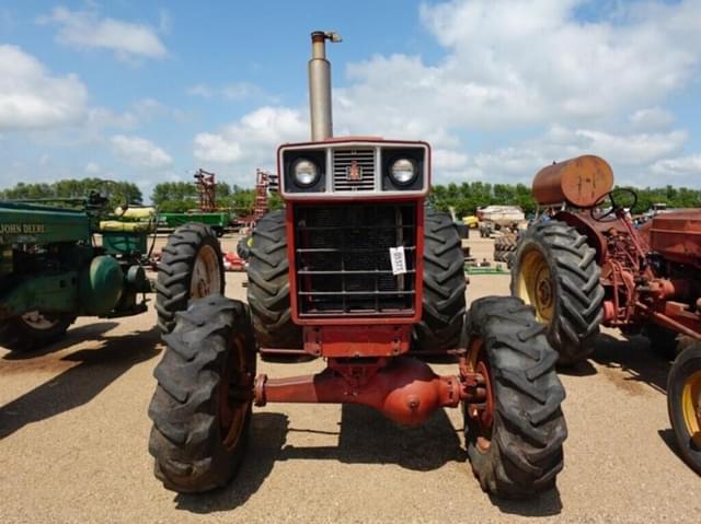 Image of International Harvester 1066 equipment image 3