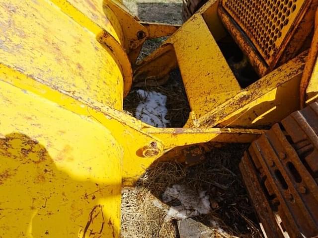 Image of International Harvester 175C equipment image 4