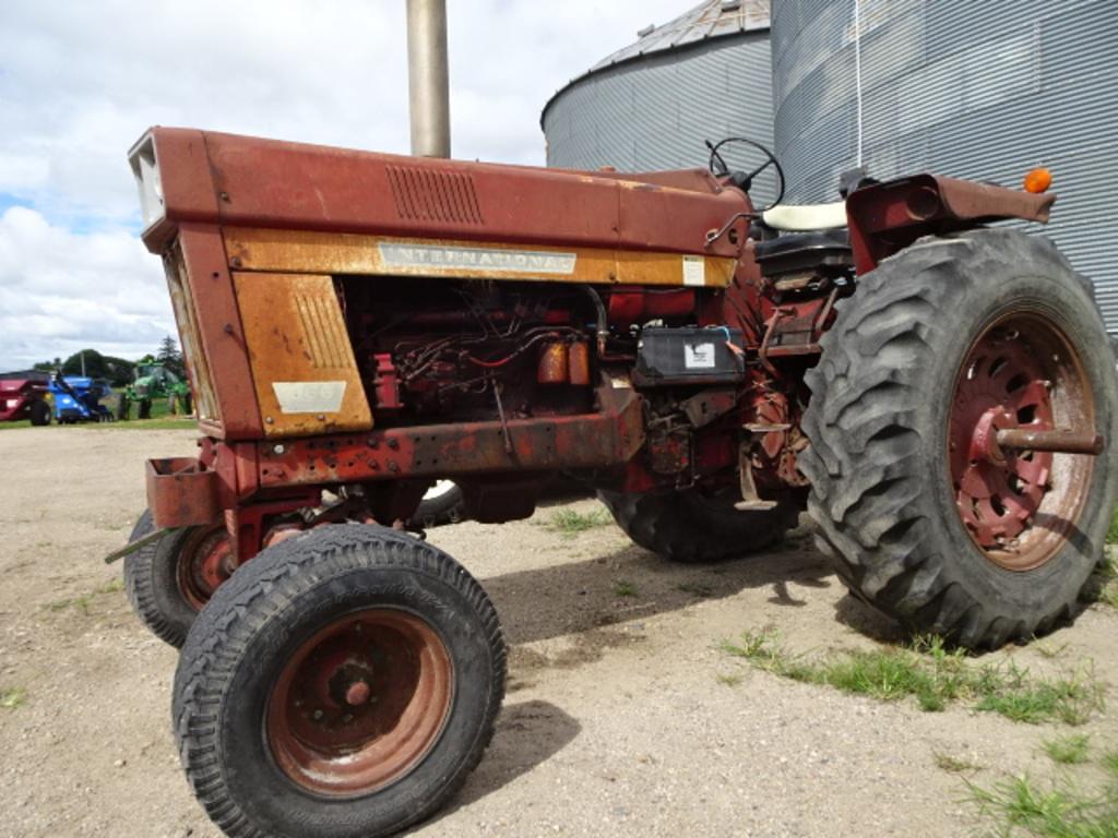 Image of International Harvester 966 Primary image