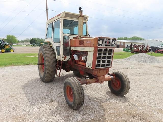 Image of International Harvester 1066 equipment image 3