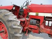 Thumbnail image International Harvester 1066 17