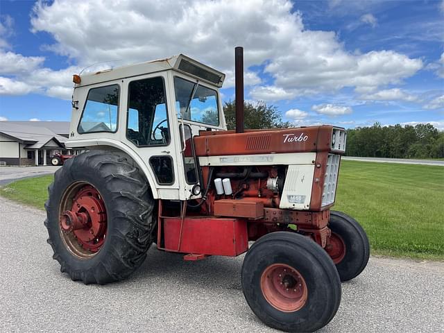 Image of International Harvester 1466 equipment image 3