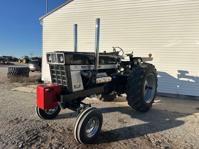 Image of International Harvester 1468 equipment image 2
