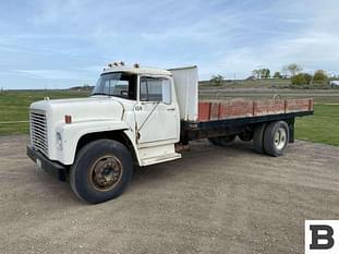 1972 International 1700 Equipment Image0