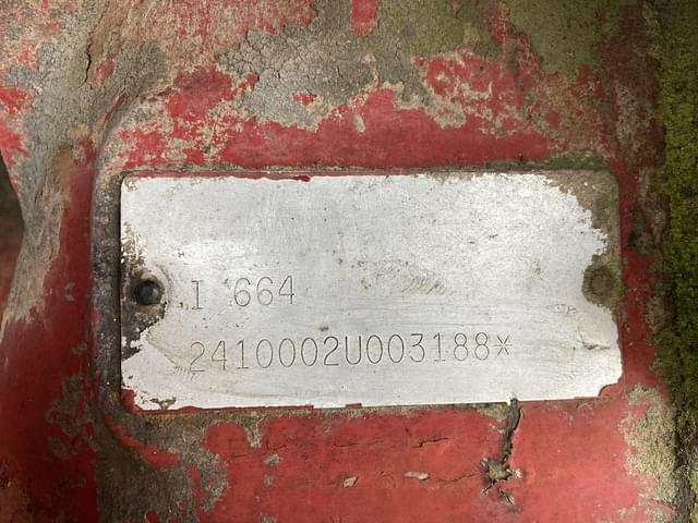 Image of International Harvester 664 equipment image 2