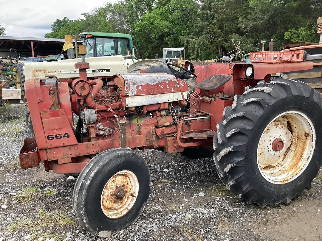 Image of International Harvester 664 Primary image