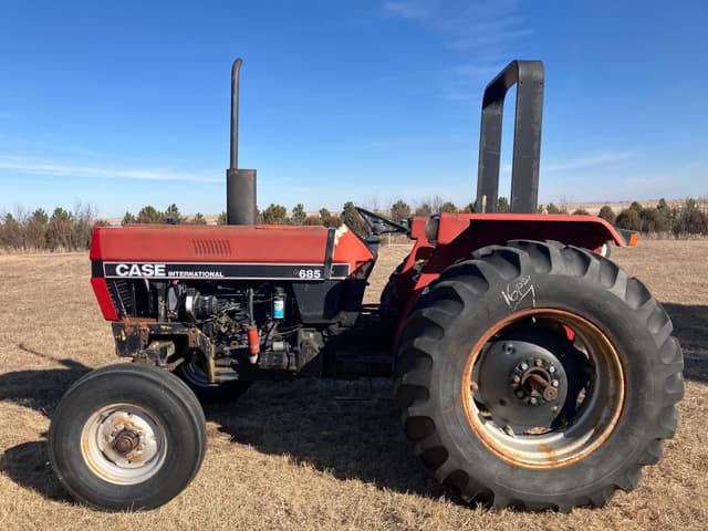 Image of Case IH 685 equipment image 1