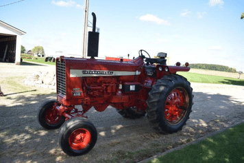 Main image International Harvester 856