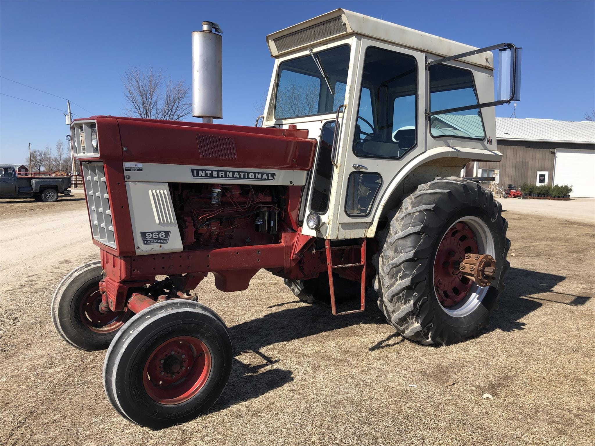 Main image International Harvester 966