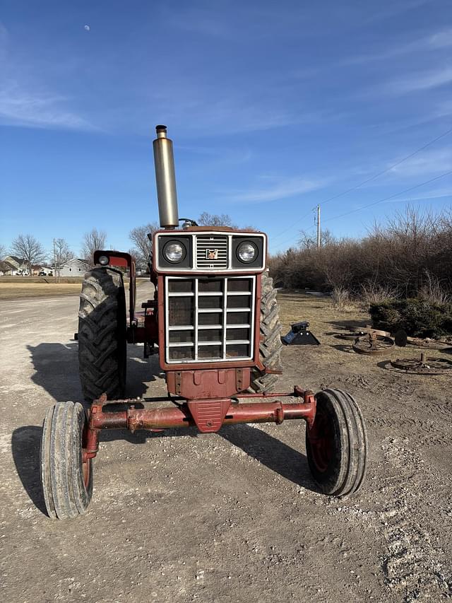 Image of International Harvester 966 equipment image 3