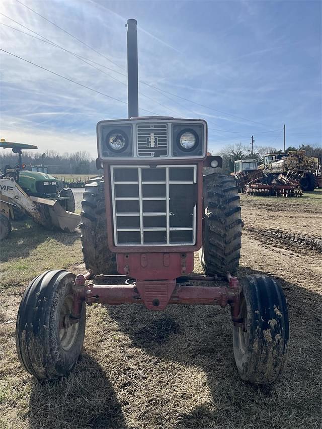 Image of International Harvester 966 equipment image 2