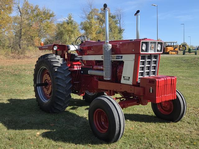 Image of International Harvester 1468 equipment image 3