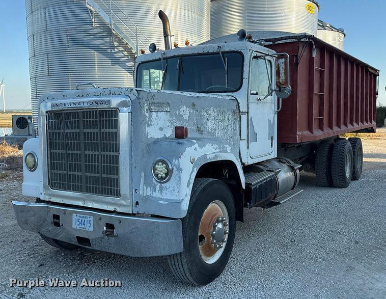 Image of International Transtar 4300 Primary image