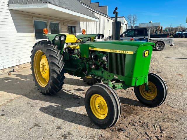 Image of John Deere 2030 equipment image 2