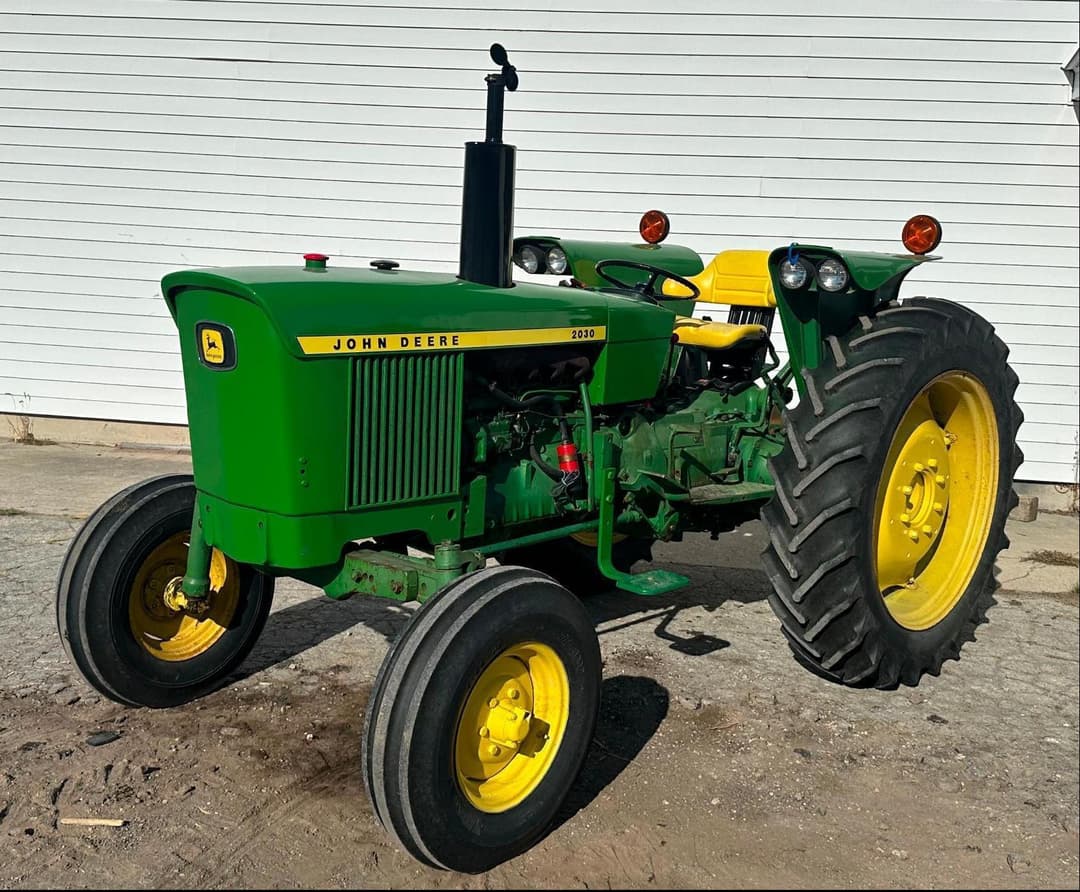 Image of John Deere 2030 Primary image