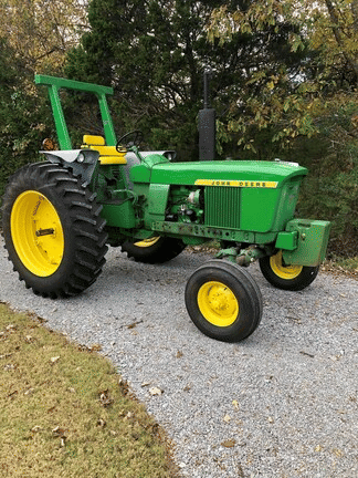 Main image John Deere 2520