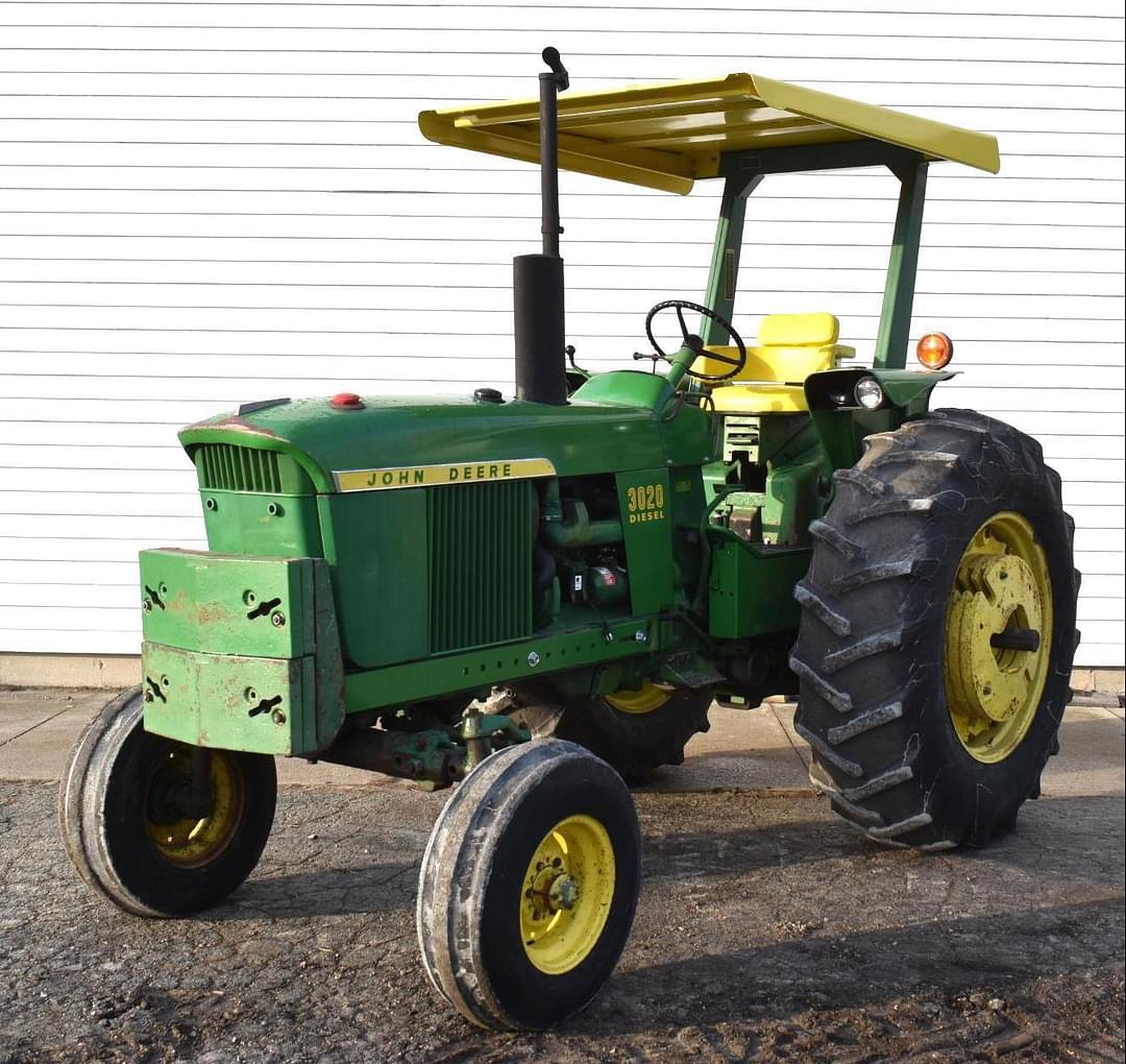 Image of John Deere 3020 Primary image