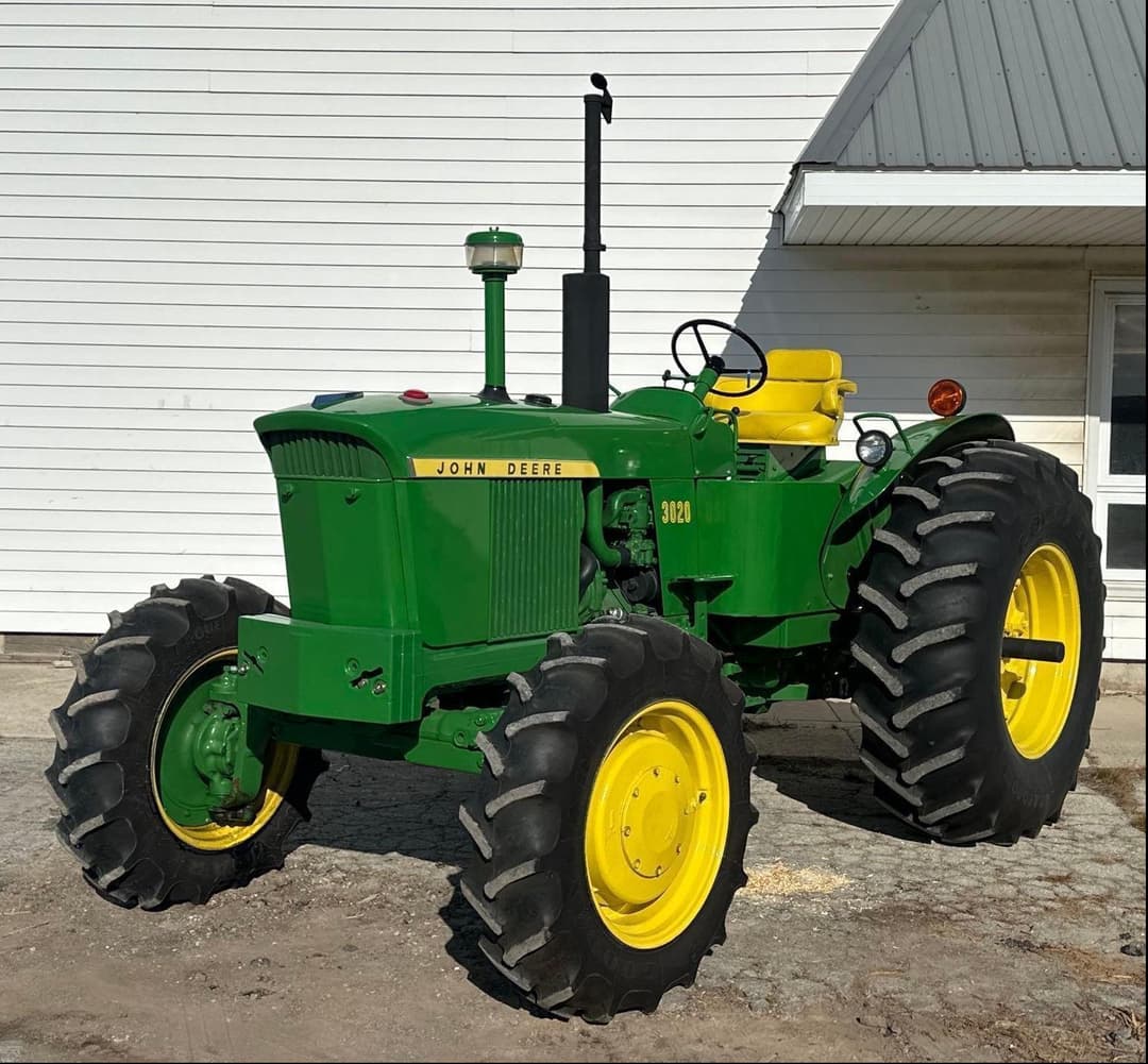 Image of John Deere 3020 Primary image
