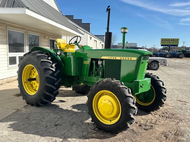 Image of John Deere 3020 equipment image 3