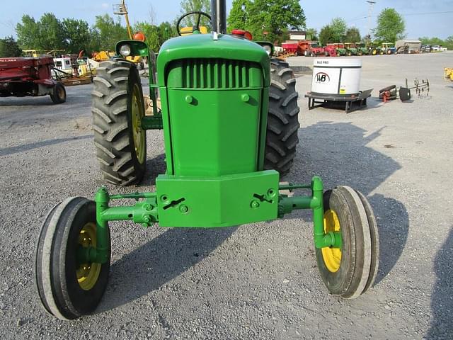 Image of John Deere 3020 equipment image 3