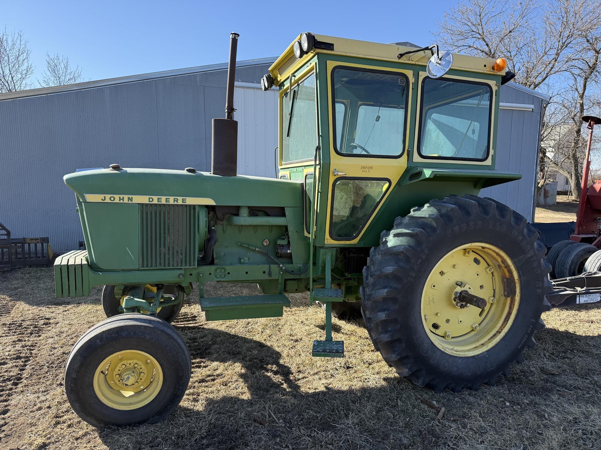 1972 John Deere 4000 Equipment Image0