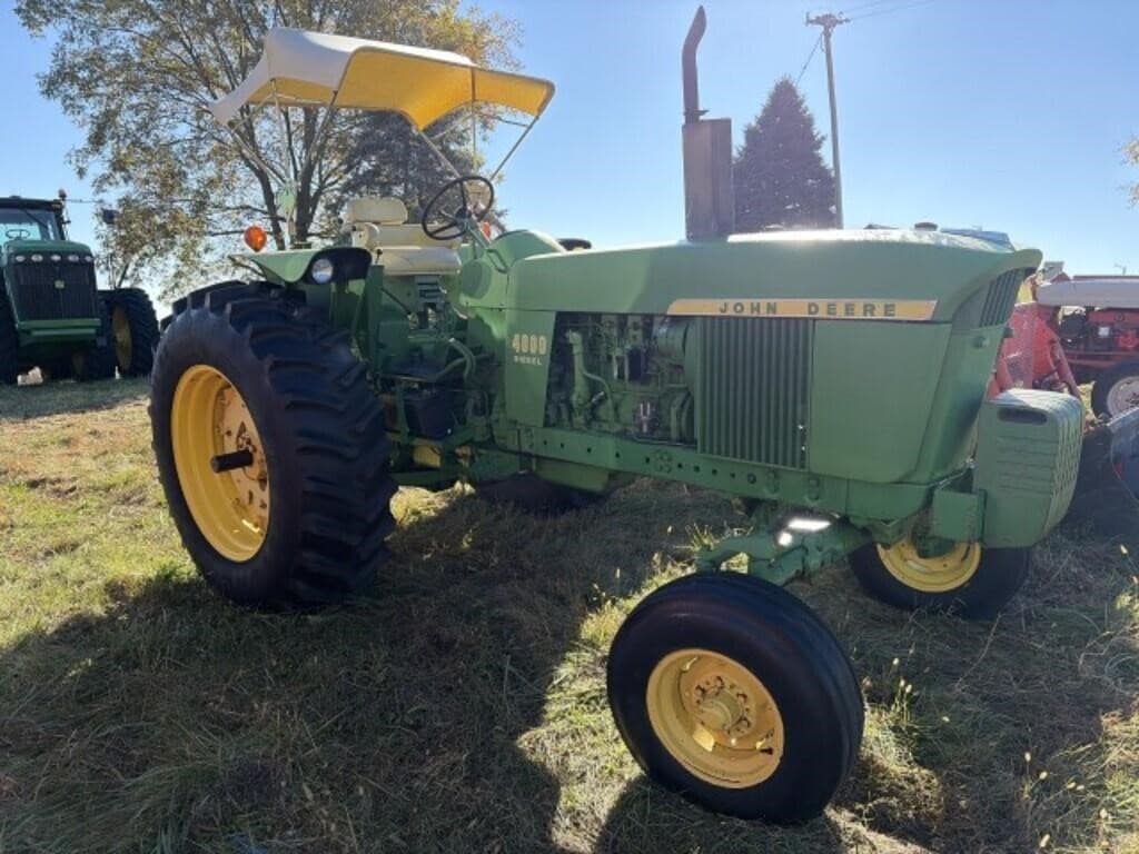 Image of John Deere 4000 Primary image