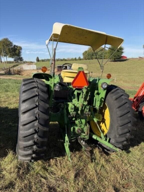 Image of John Deere 4000 equipment image 3