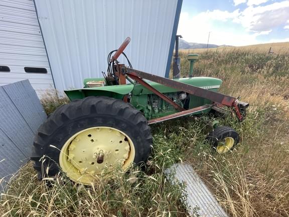 Image of John Deere 4020 equipment image 1
