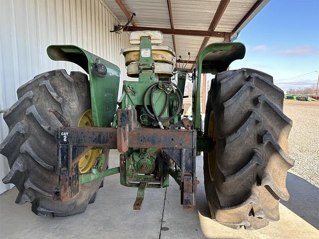 Image of John Deere 4020 equipment image 2