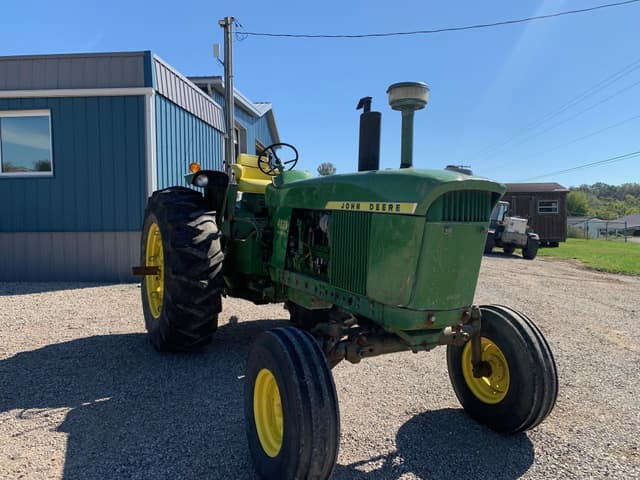 Image of John Deere 4020 equipment image 2