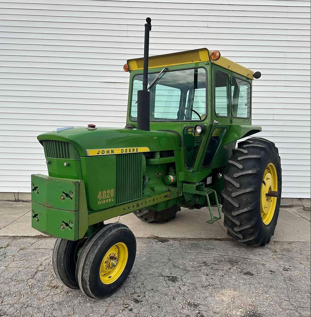 Image of John Deere 4020 Primary image