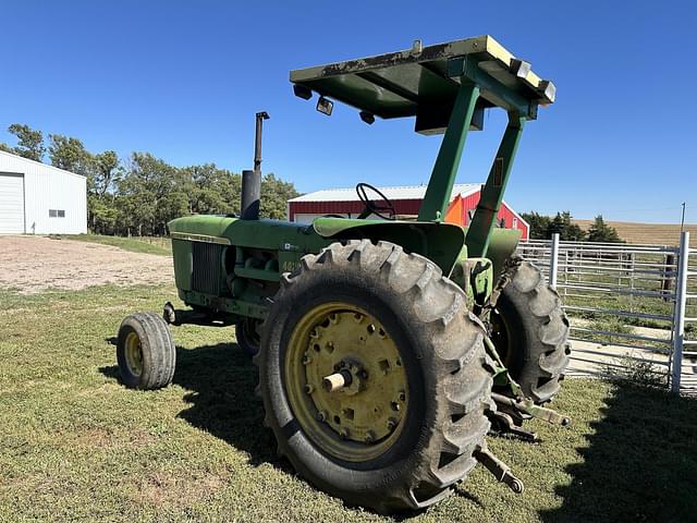 Image of John Deere 4020 equipment image 1