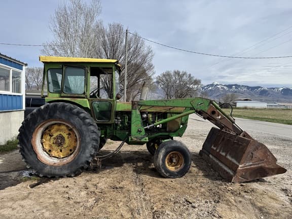 Image of John Deere 4020 equipment image 3