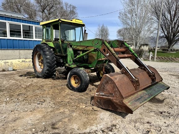 Image of John Deere 4020 equipment image 2
