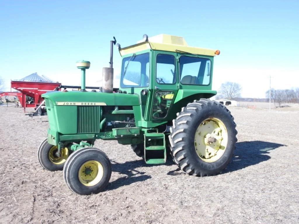 Image of John Deere 4020 Primary image