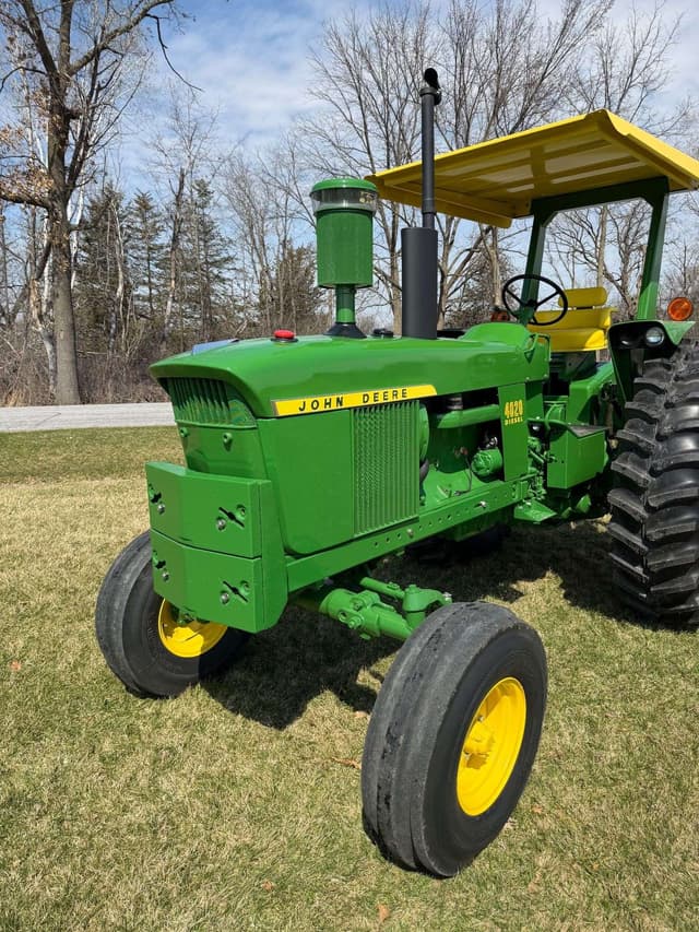 Image of John Deere 4020 equipment image 1