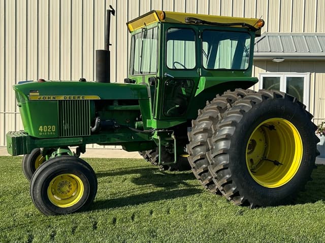 Image of John Deere 4020 equipment image 4