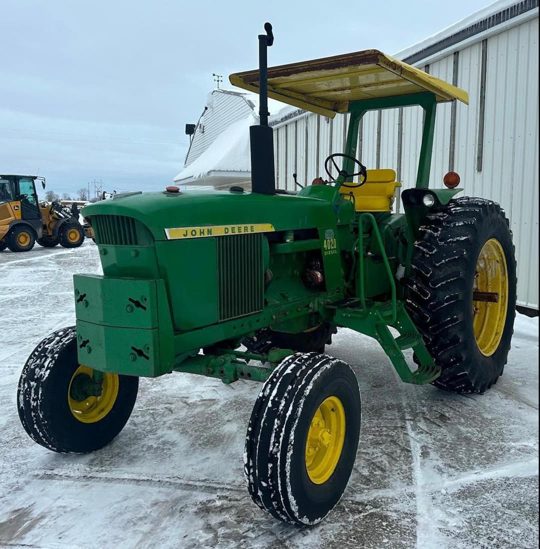 Image of John Deere 4020 Primary image