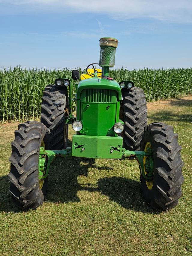 Image of John Deere 4020 equipment image 1