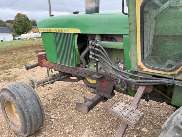 Image of John Deere 4020 equipment image 4
