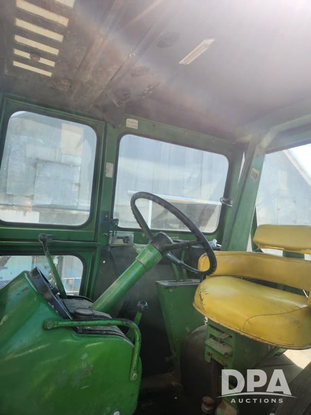 Image of John Deere 4020 equipment image 4