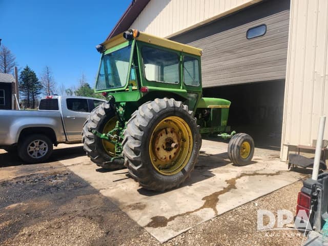 Image of John Deere 4020 equipment image 2
