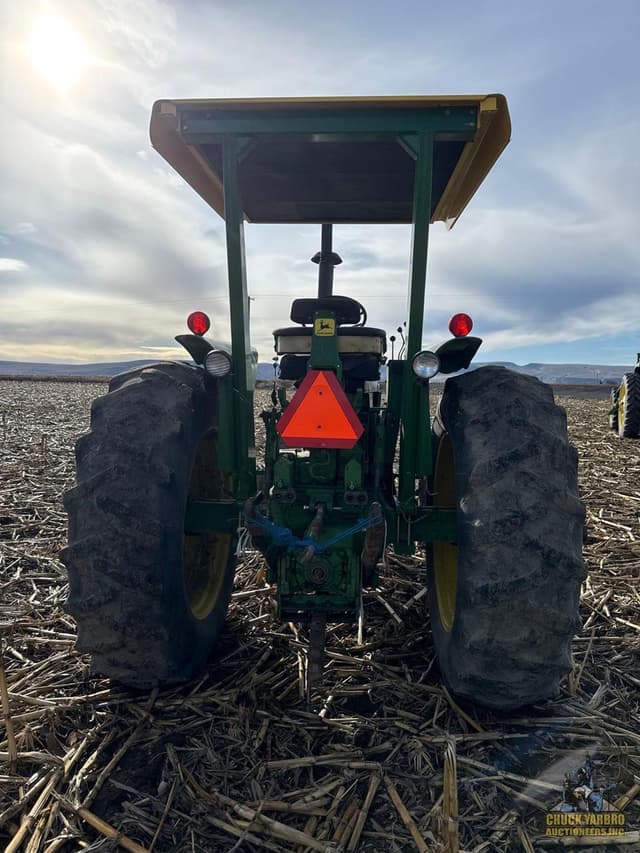 Image of John Deere 4320 equipment image 3