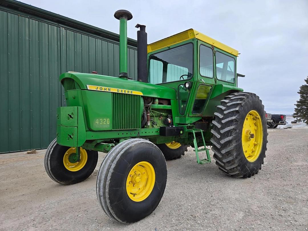 Image of John Deere 4320 Primary image