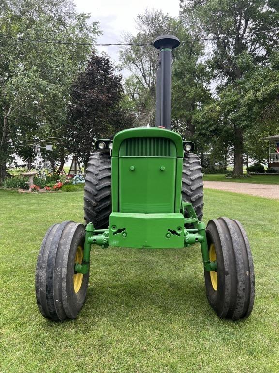 Image of John Deere 4320 equipment image 2