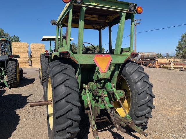 Image of John Deere 4320 equipment image 2