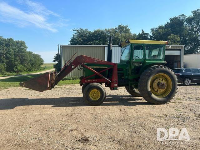 Image of John Deere 4320 equipment image 1